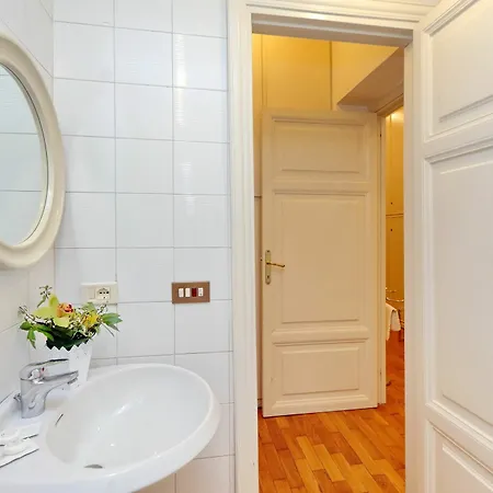 Treasurerome Spanish Steps 4br * Rome